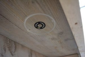 Table-Tracker RFID-Tags unterhalb des Tisches